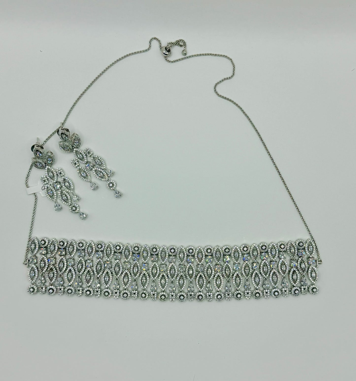Choker Necklace with Earrings