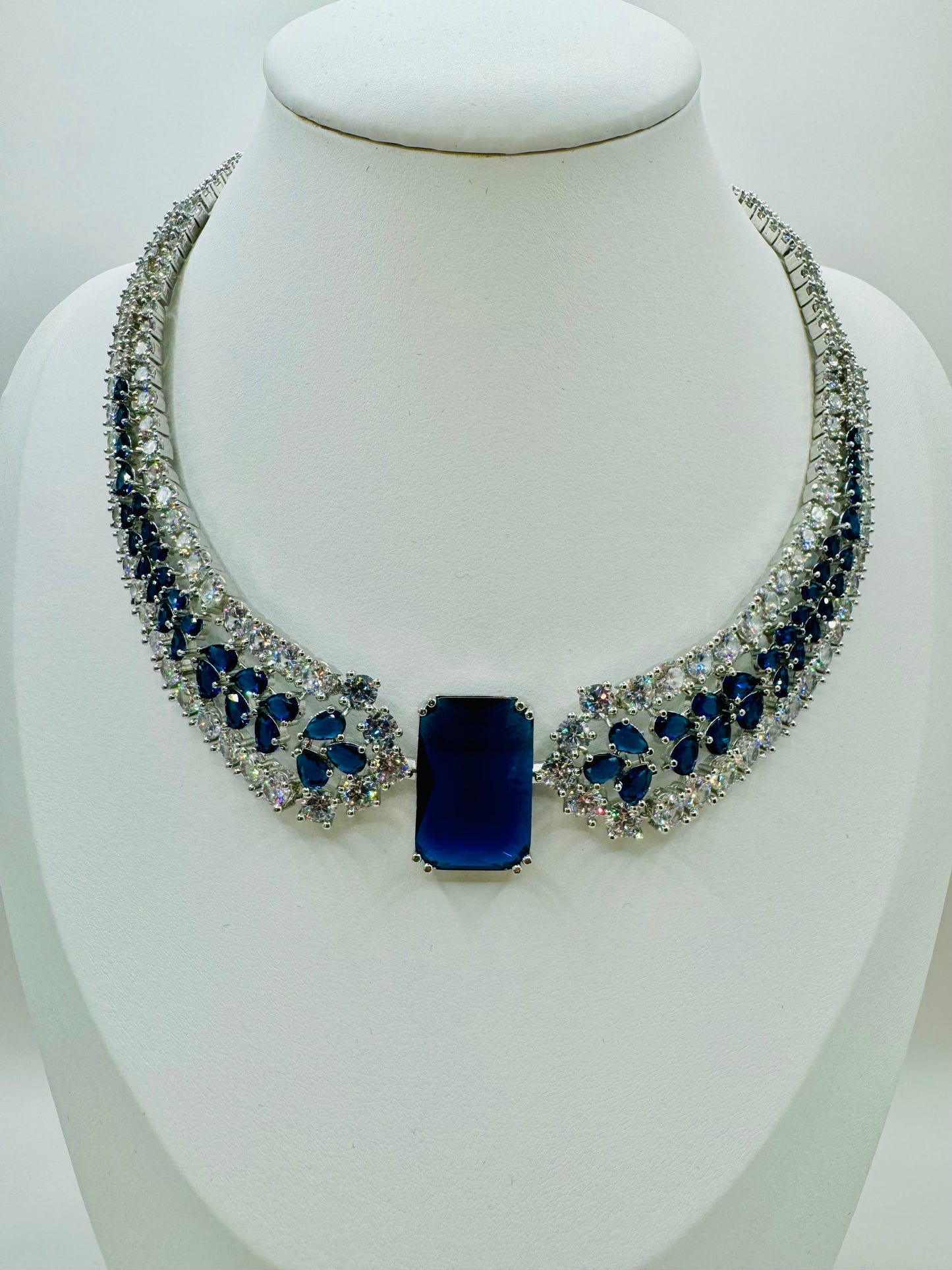 Swarovski style full coverage necklace