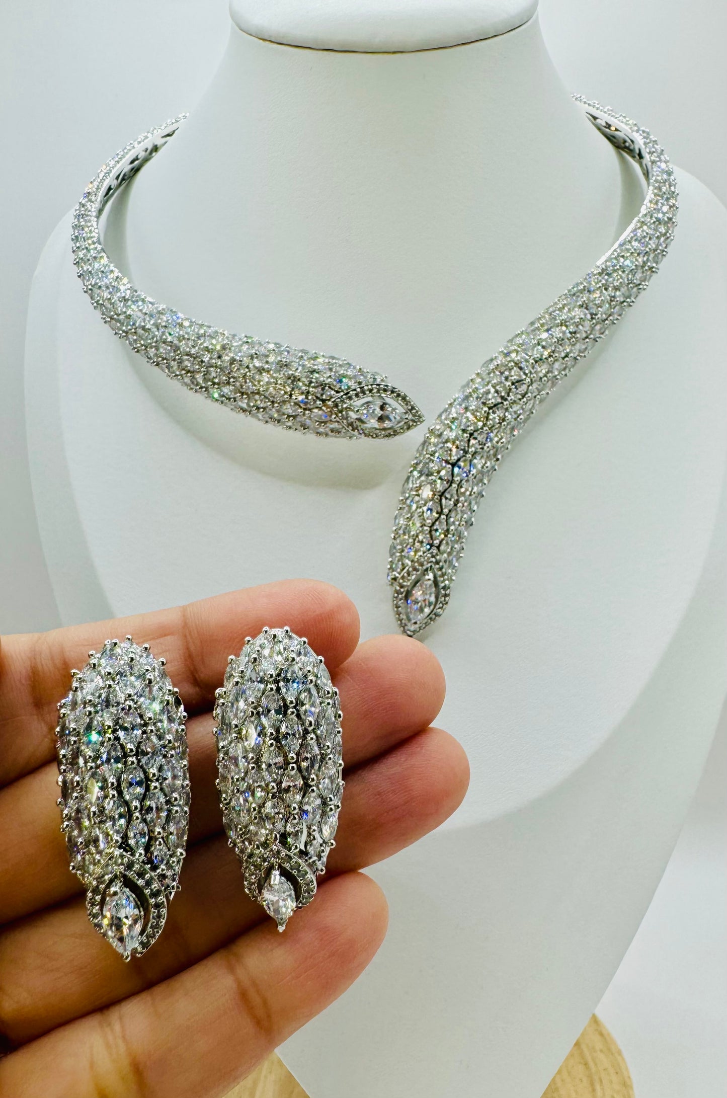 Trendy yet Elegant Design