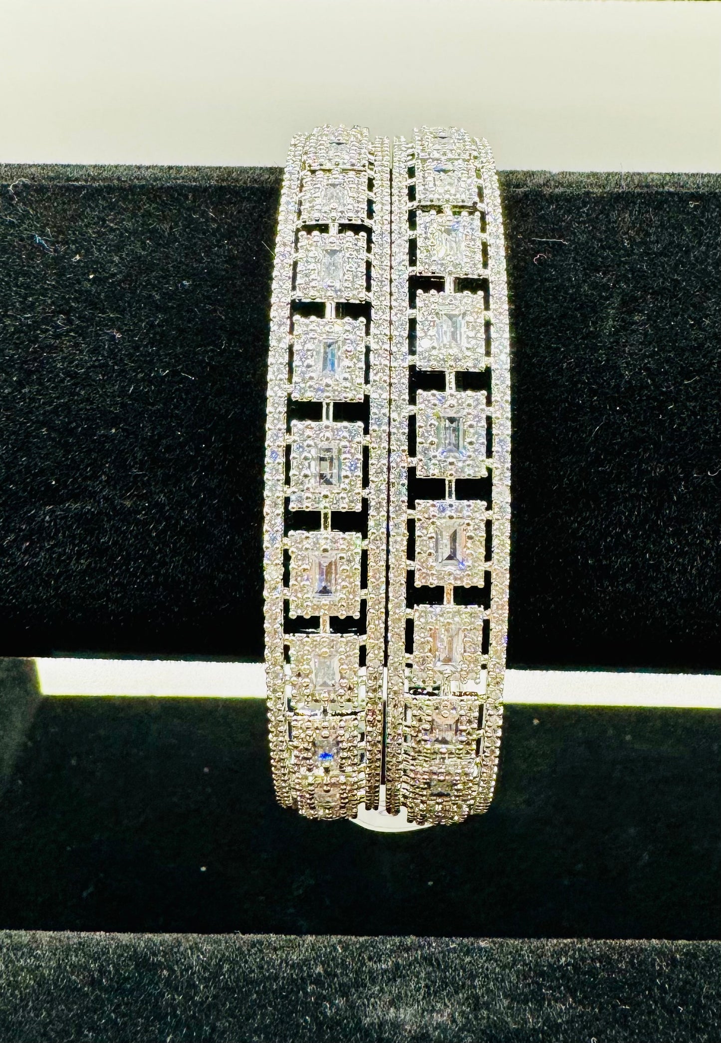 Cubic Zirconia Bracelet Size is 2.8