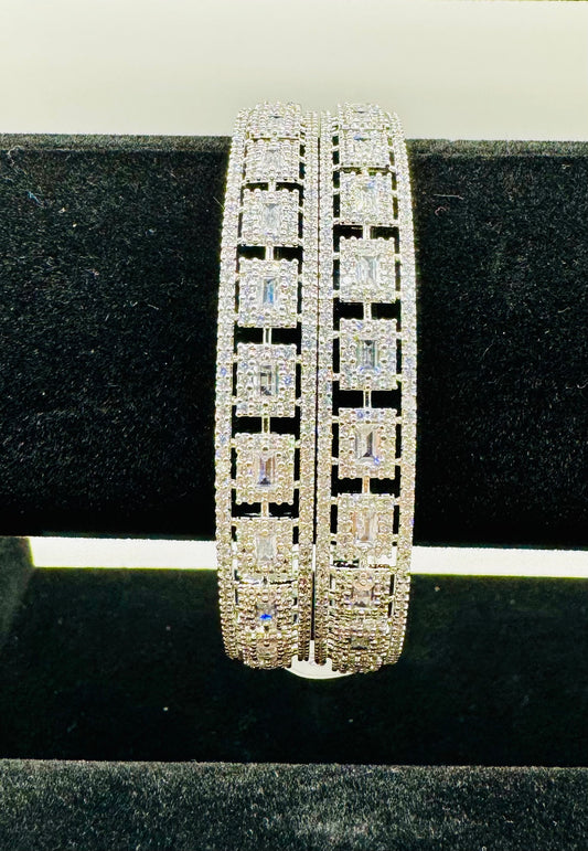 Cubic Zirconia Bracelet Size is 2.8