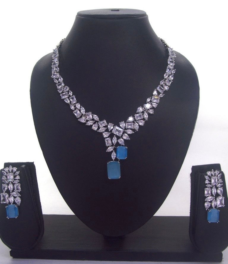 Necklace Designed by Passionate Craftsmen