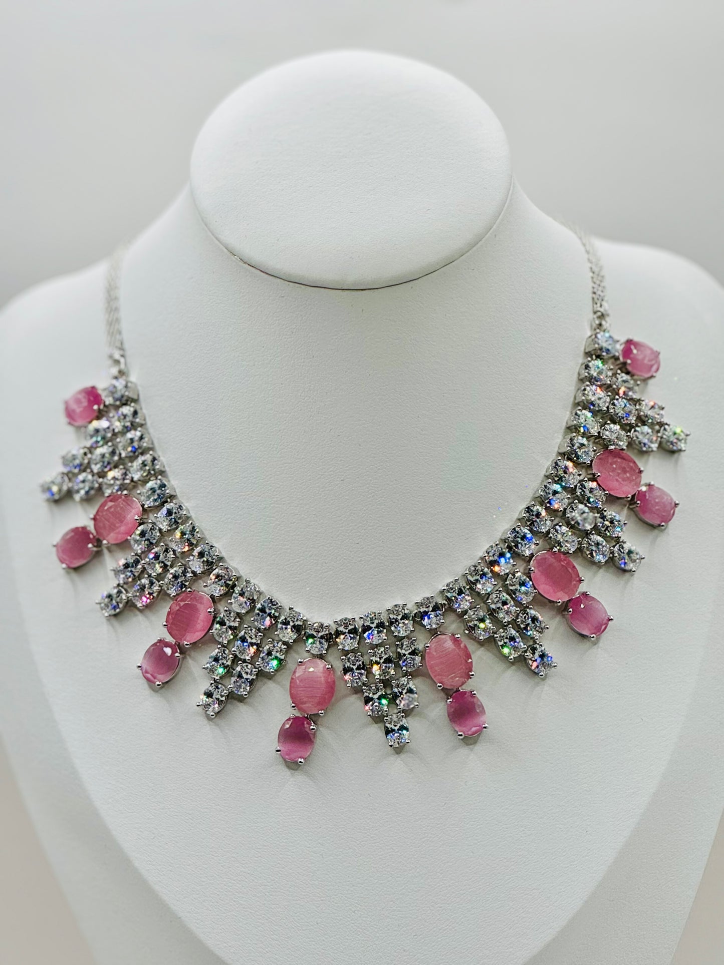 Collar Necklace