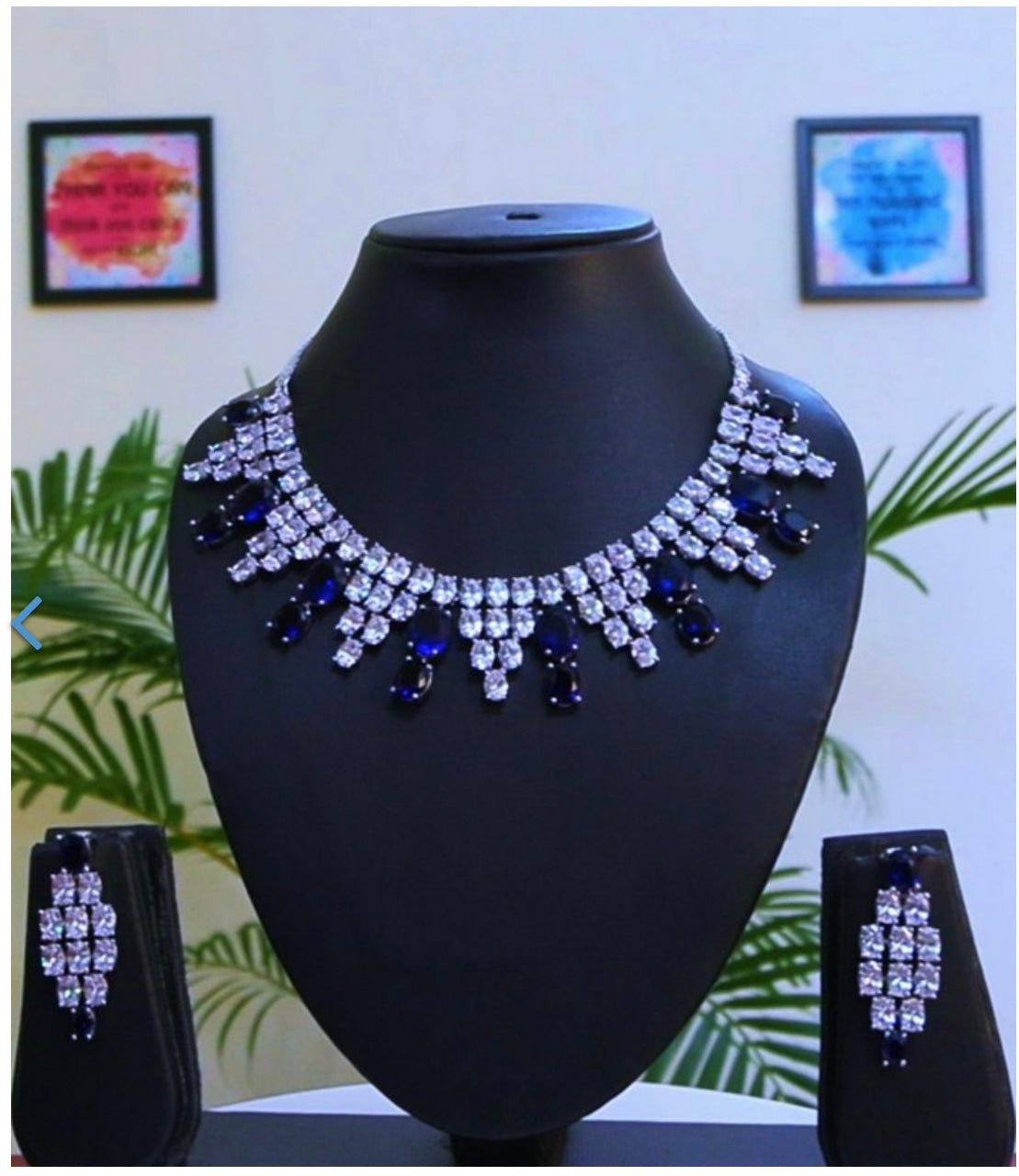 Collar Necklace