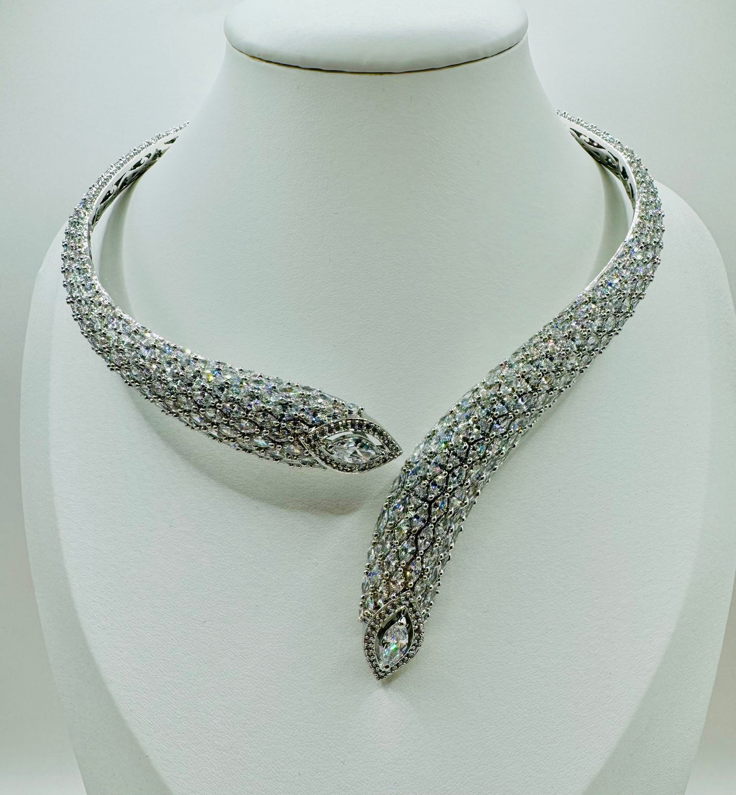Trendy yet Elegant Design
