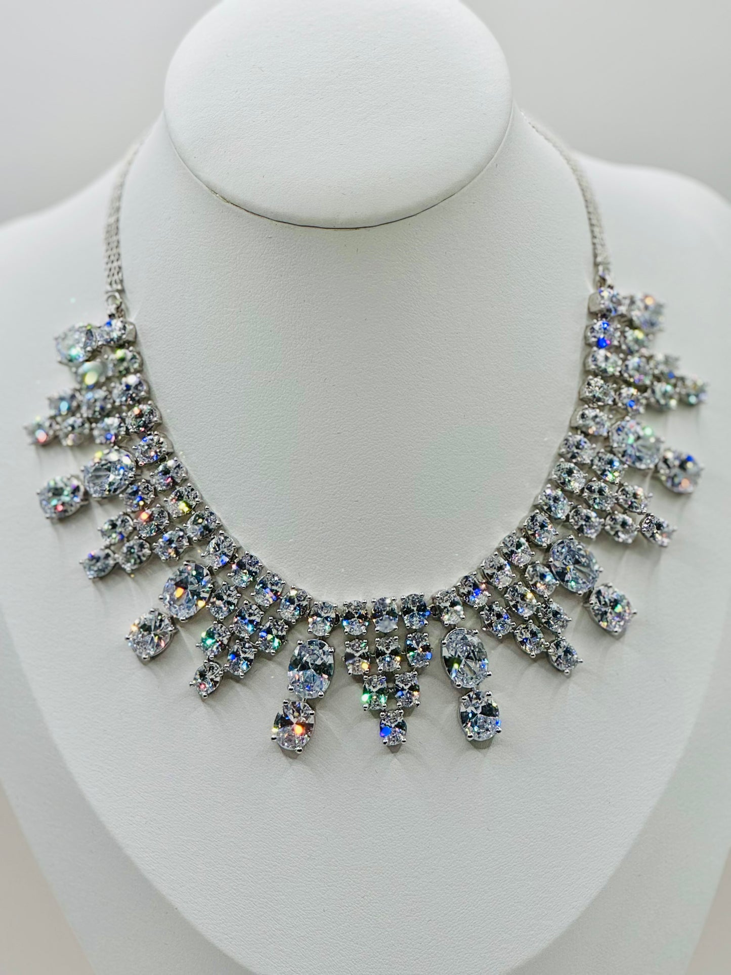 Collar Necklace